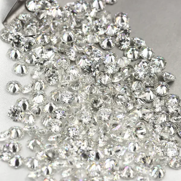 melee moissanite