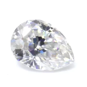 pear moissanite